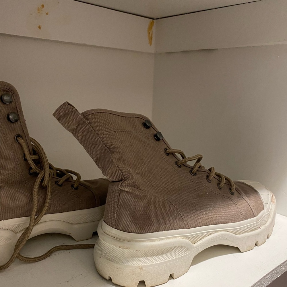 H&M combat sneakers high rise